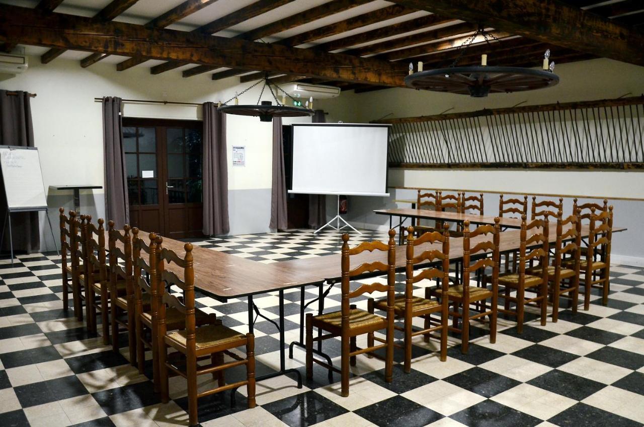 Logis Hotel Restaurant Le Top Du Roulier Capendu Exterior photo
