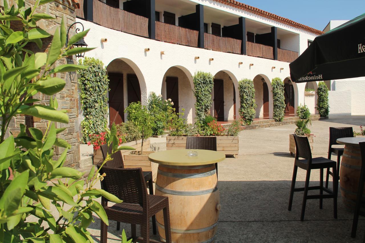 Logis Hotel Restaurant Le Top Du Roulier Capendu Exterior photo