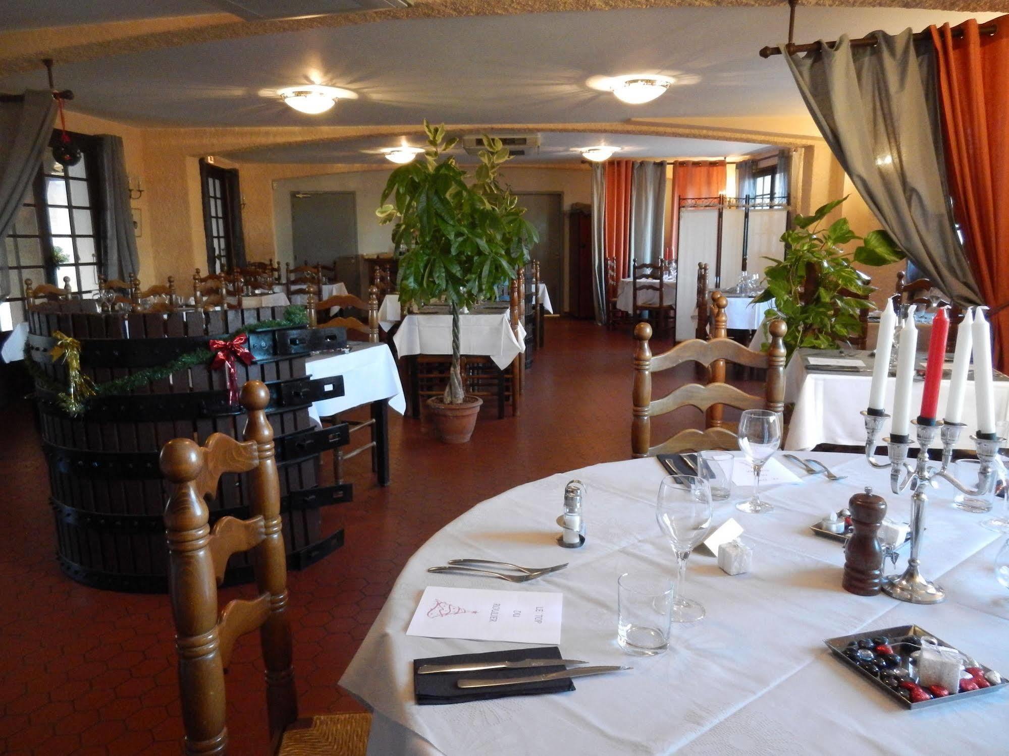 Logis Hotel Restaurant Le Top Du Roulier Capendu Exterior photo