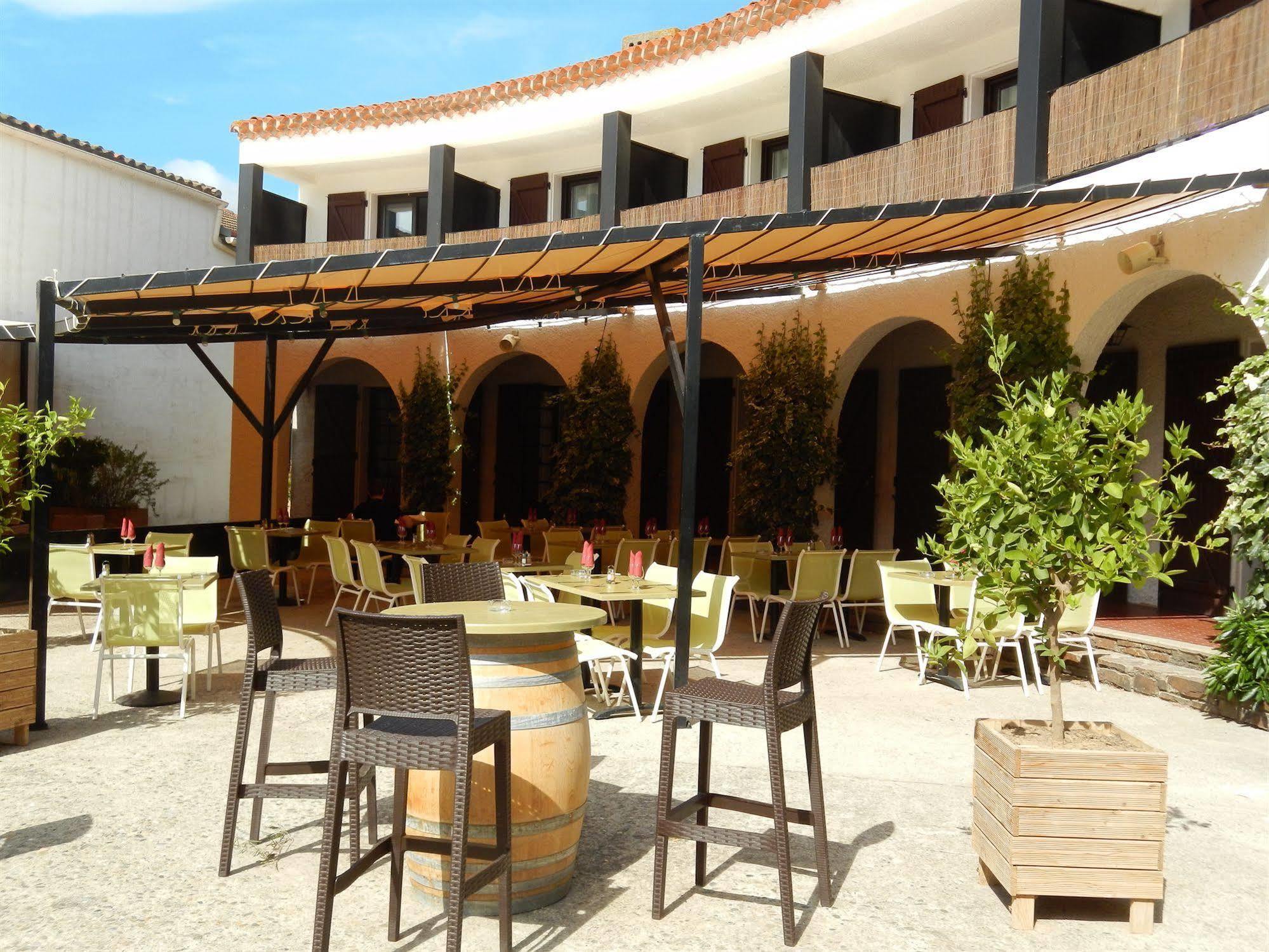 Logis Hotel Restaurant Le Top Du Roulier Capendu Exterior photo